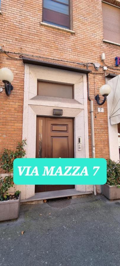 Unita & Mazza Apartments โบโลญญา ภายนอก รูปภาพ